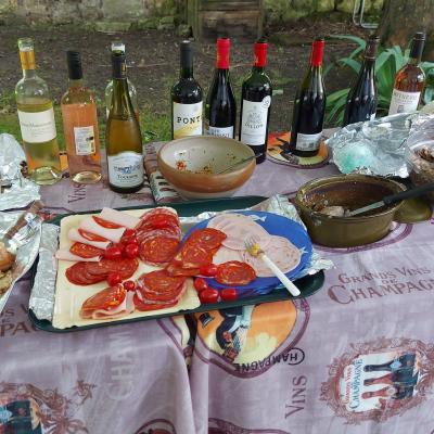 17 juin 2024 Pot Luck