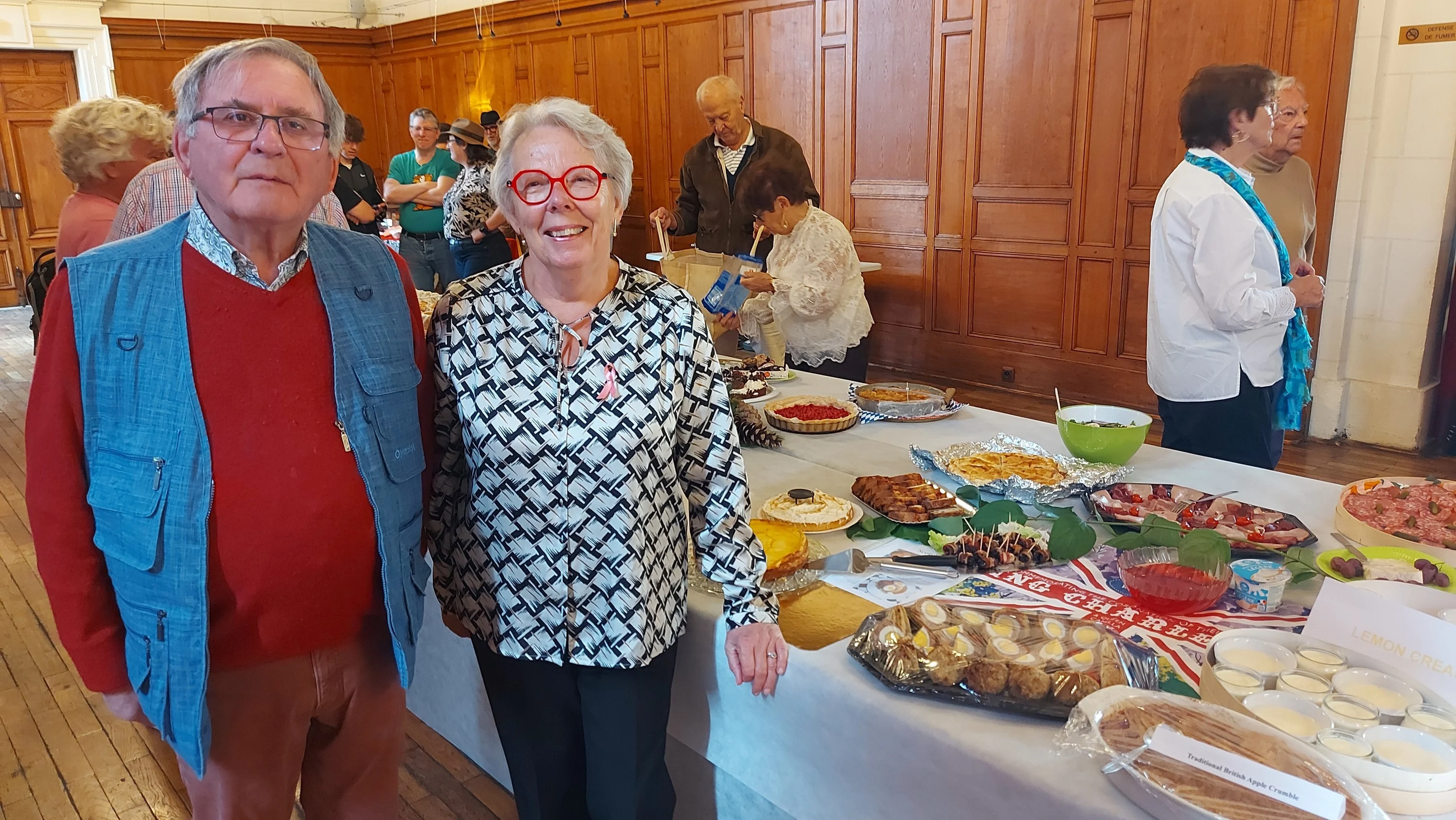 Les traditions, les discours, le banquet et la piste de danse