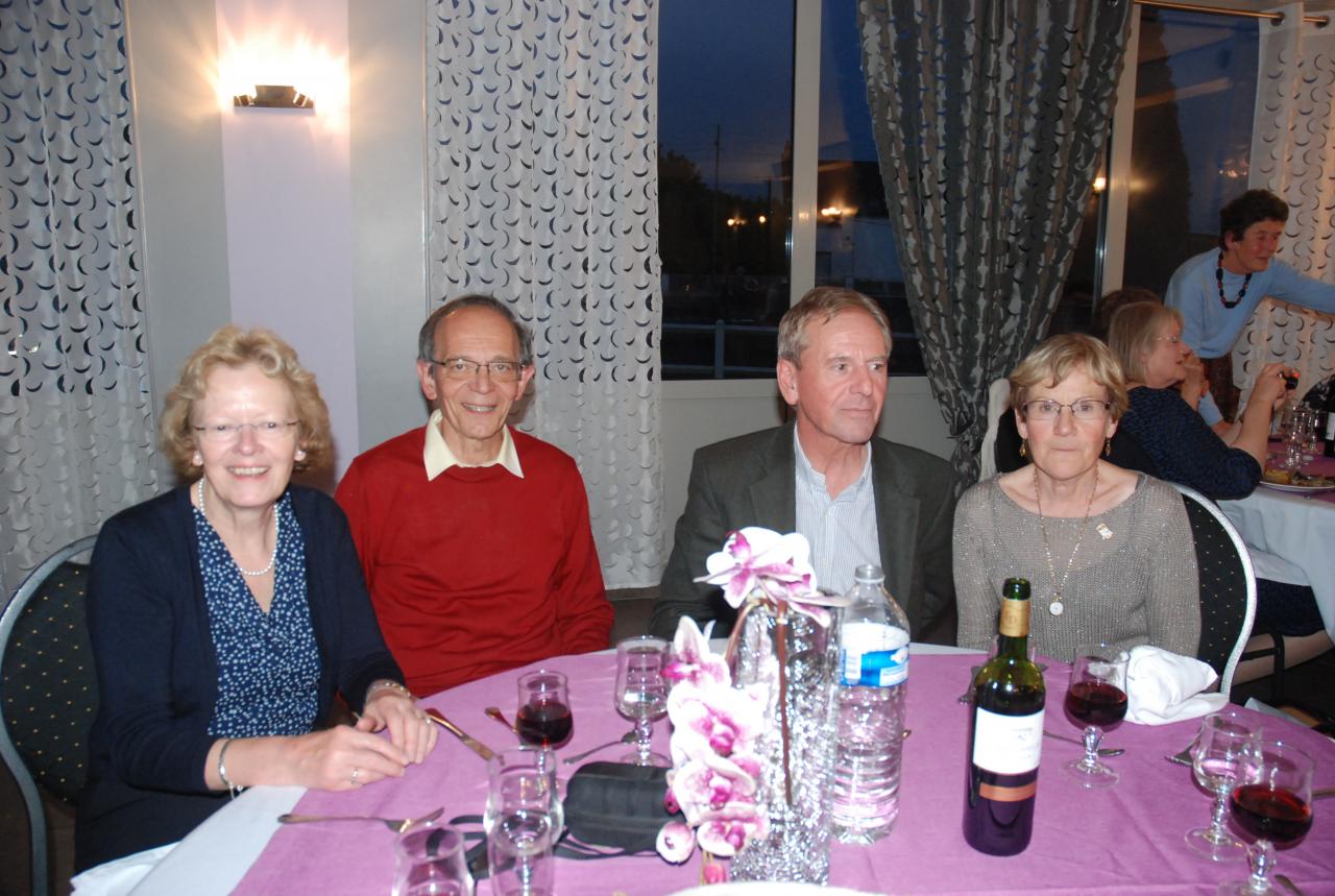 Elizabeth, Jean-Pierre, Simon et Geneviève