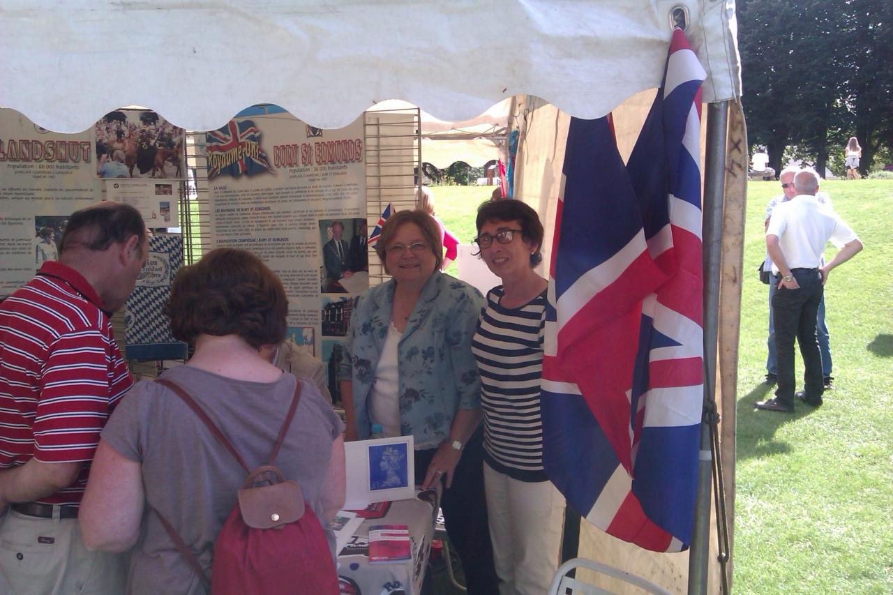 Forte affluence au stand de Bury ce samedi 7 septembre 2013