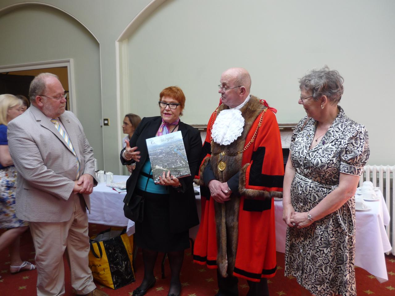 Réception officielle à l'Athenaeum