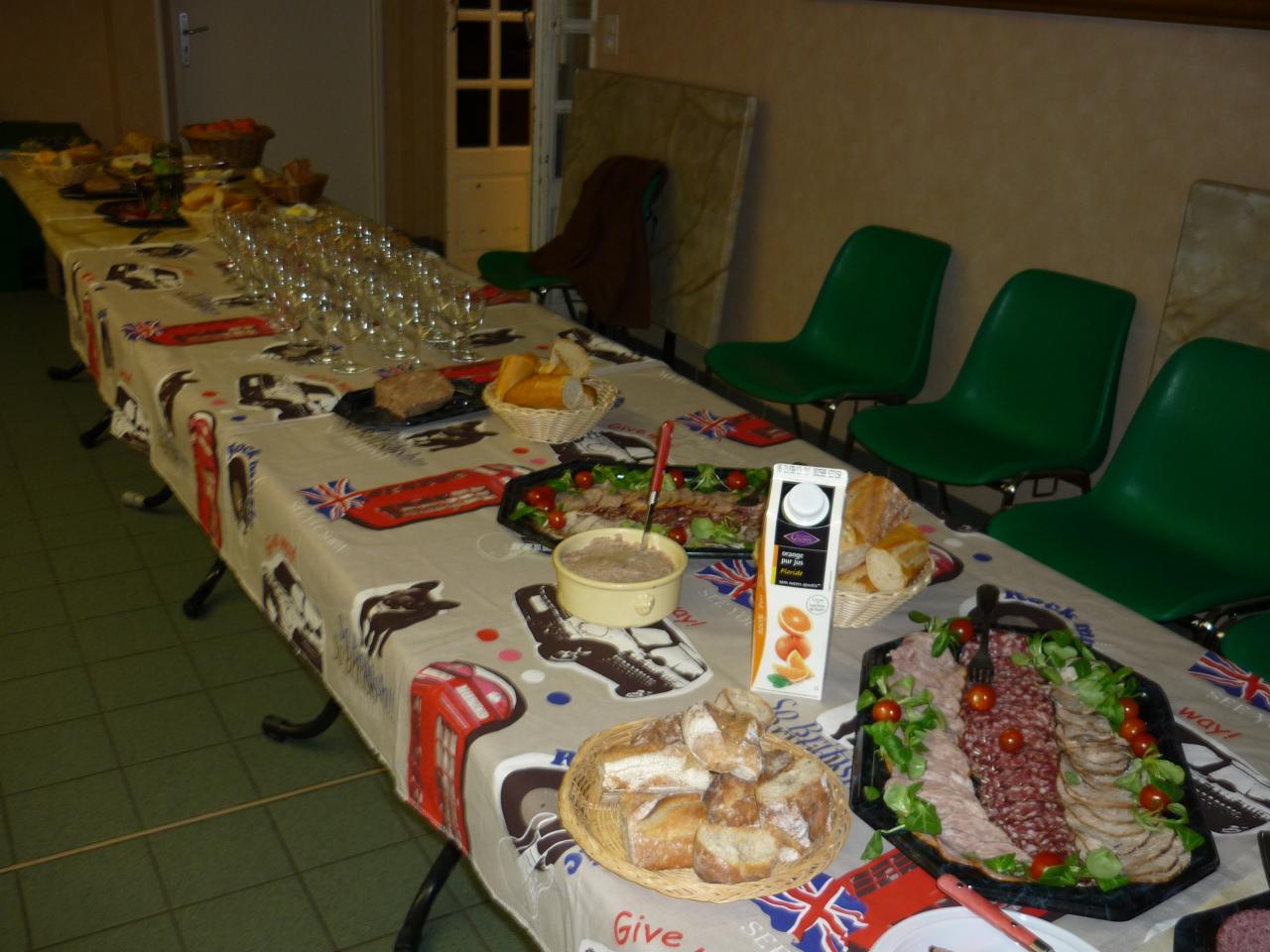 Le buffet et le beaujolais