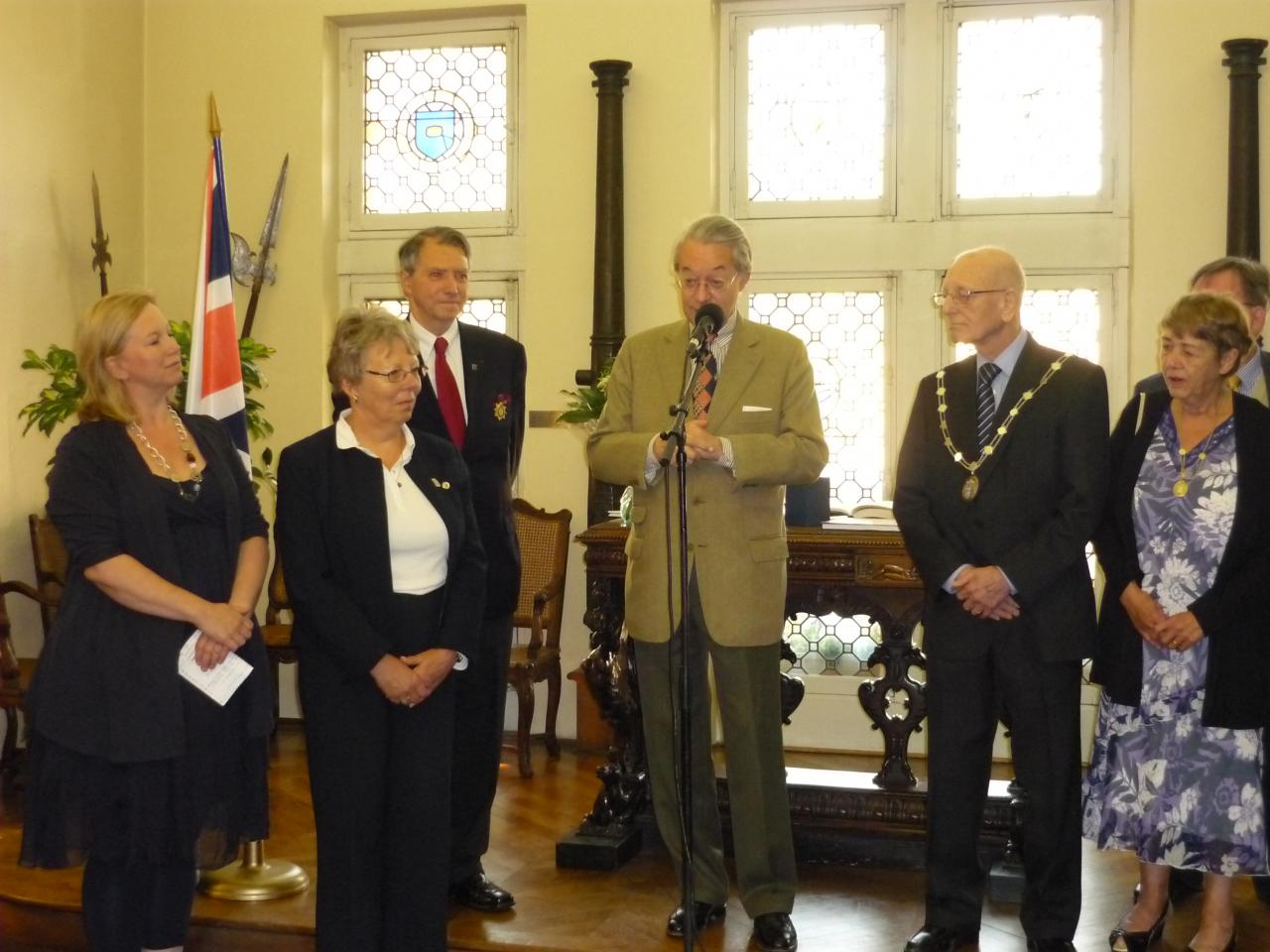 Les maires de Bury-St-Edmunds et de Compiègne