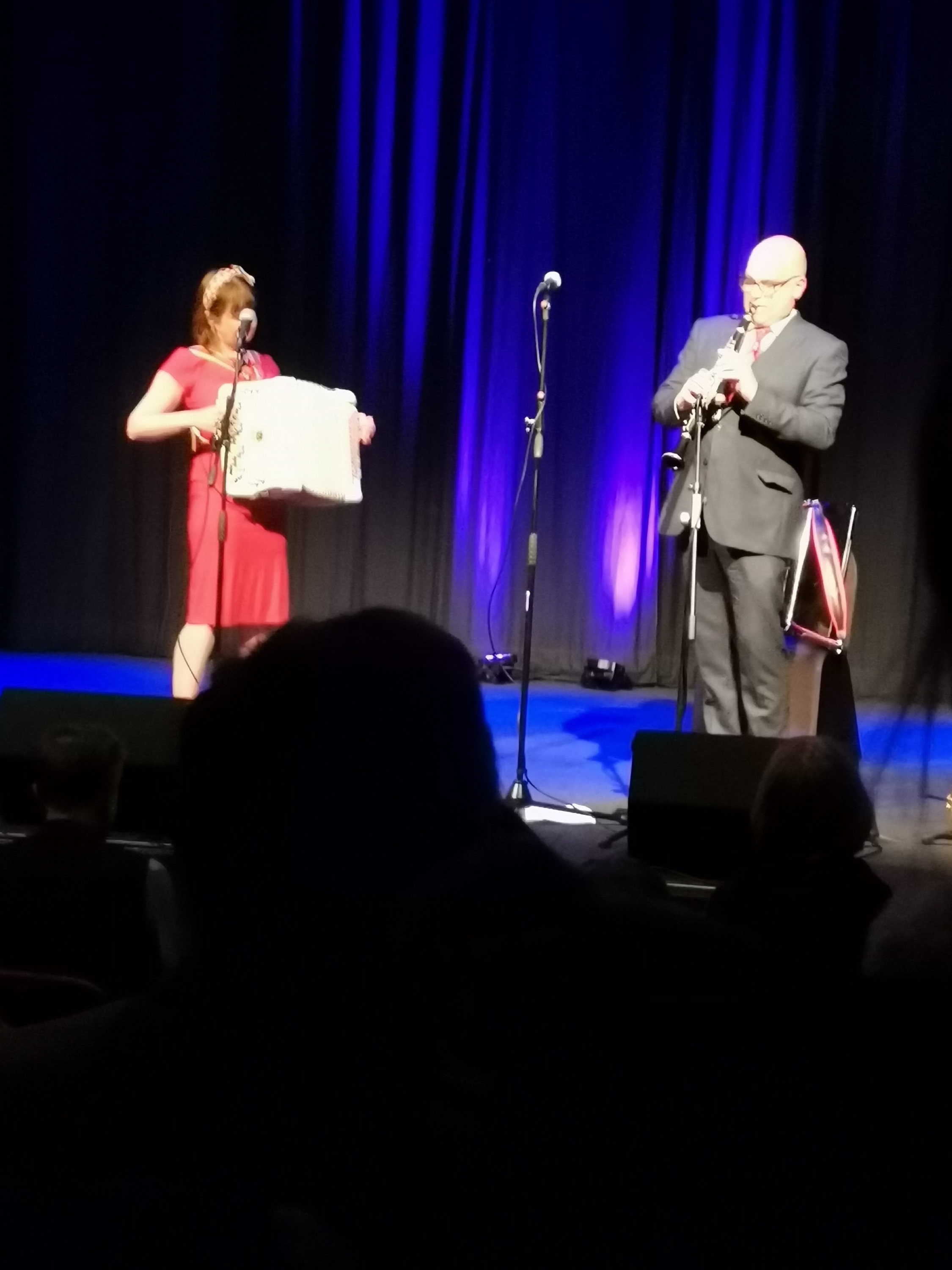 Spectacle au théatre du Quai à Sudbury autour de chansons francaises