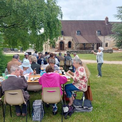 Le pique nique devant le centre historique des Arts & Métiers